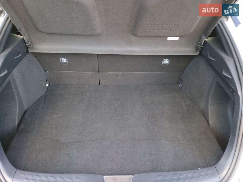 Внедорожник / Кроссовер Toyota C-HR 2016 в Измаиле