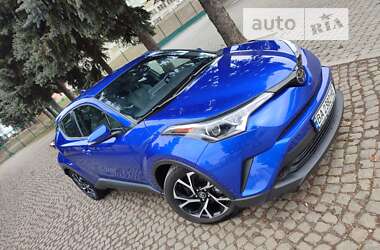 Внедорожник / Кроссовер Toyota C-HR 2019 в Кропивницком