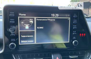 Внедорожник / Кроссовер Toyota C-HR 2022 в Виннице