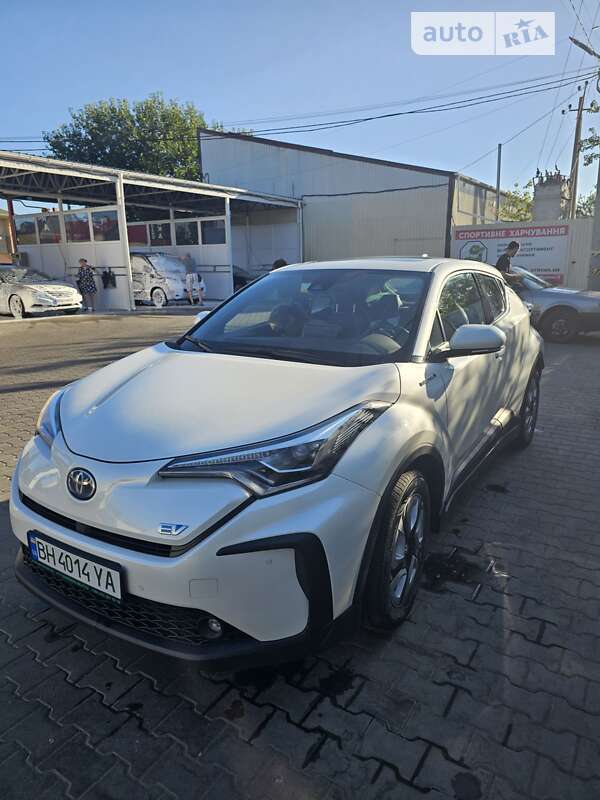 Toyota C-HR 2021