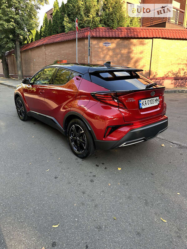 Внедорожник / Кроссовер Toyota C-HR 2022 в Киеве