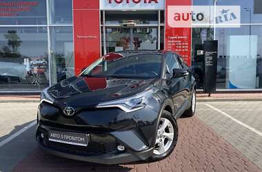 Позашляховик / Кросовер Toyota C-HR 2019 в Вінниці