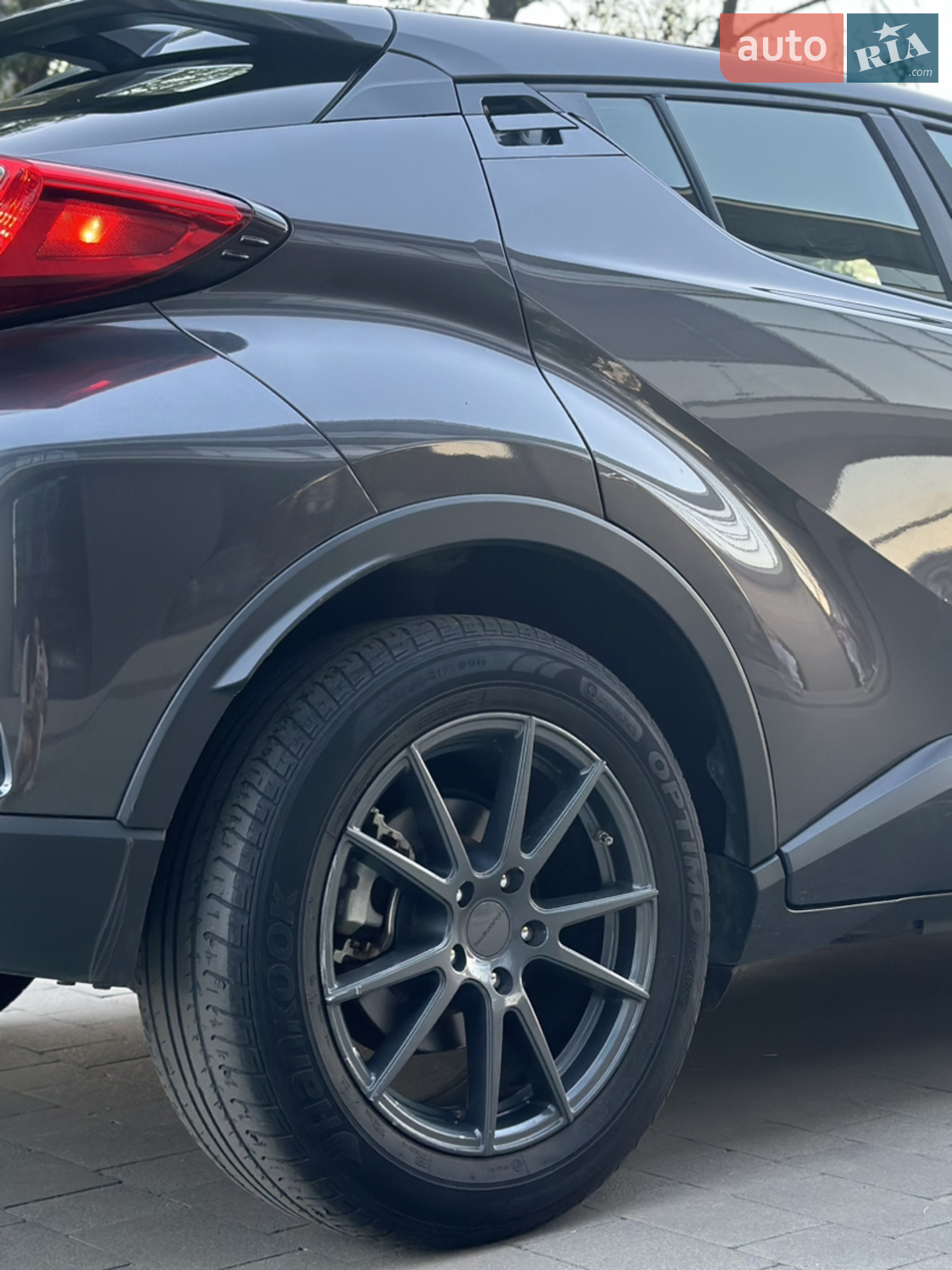 2019 Toyota C-HR - мініатюра 16