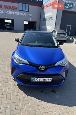 Позашляховик / Кросовер Toyota C-HR 2019 в Києві