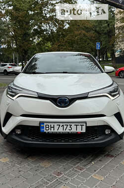 Внедорожник / Кроссовер Toyota C-HR 2018 в Одессе