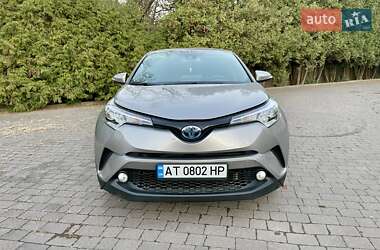 Позашляховик / Кросовер Toyota C-HR 2017 в Калуші