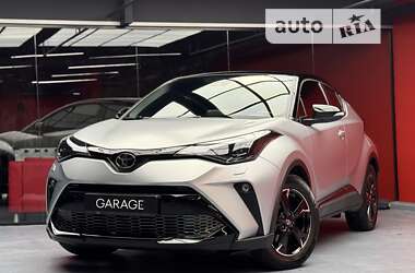 Позашляховик / Кросовер Toyota C-HR 2023 в Києві