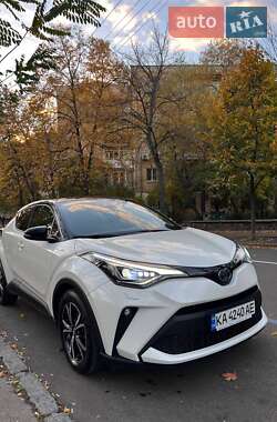 Позашляховик / Кросовер Toyota C-HR 2019 в Києві