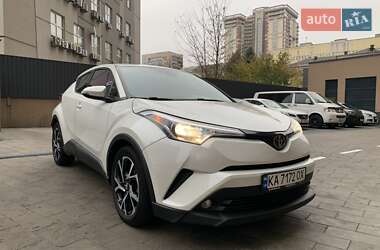 Позашляховик / Кросовер Toyota C-HR 2019 в Києві