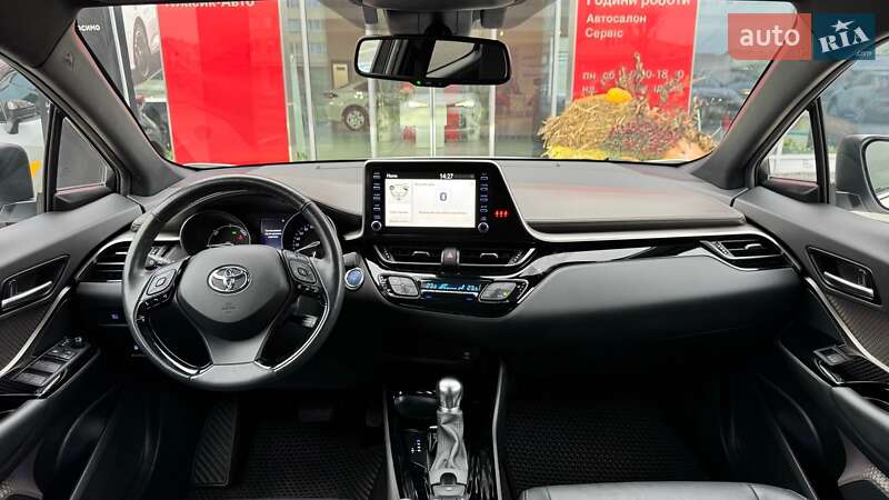 Внедорожник / Кроссовер Toyota C-HR 2020 в Ивано-Франковске