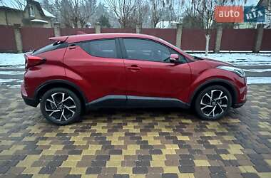 Позашляховик / Кросовер Toyota C-HR 2021 в Києві