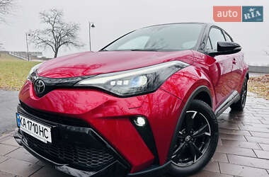 Позашляховик / Кросовер Toyota C-HR 2022 в Києві