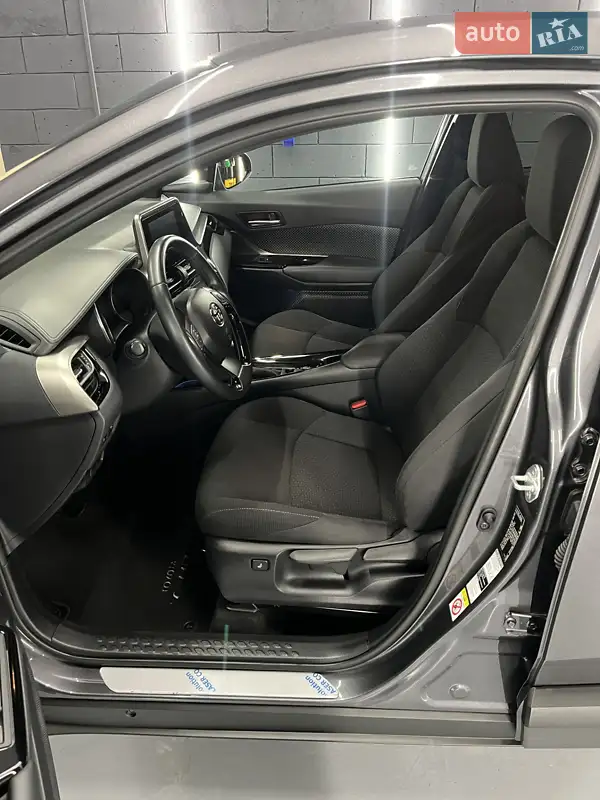 Toyota C-HR 2019 VIN NMTKZ3BX30R342922 фото оголошення 3 з 46