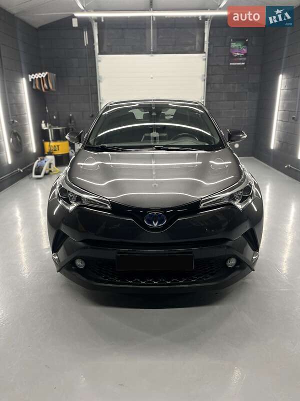 Внедорожник / Кроссовер Toyota C-HR 2019 в Полтаве фото 19 Внедорожник / Кроссовер Toyota C-HR 2019 в Полтаве