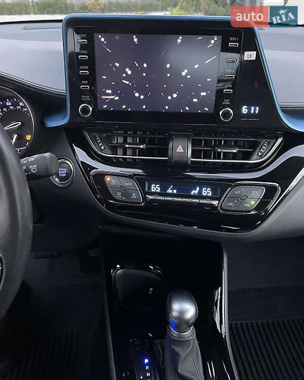 Внедорожник / Кроссовер Toyota C-HR 2019 в Львове