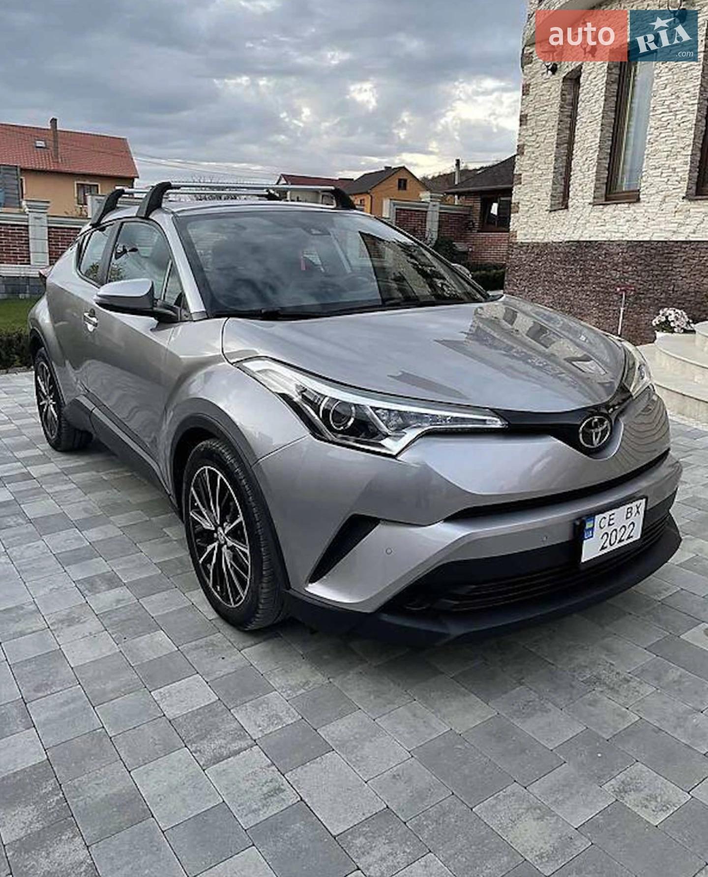2019 Toyota C-HR - фото 1