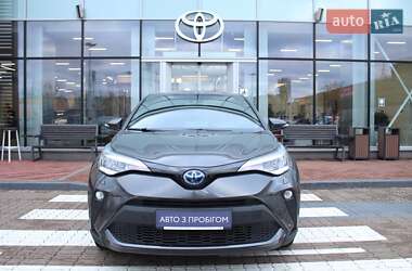 Позашляховик / Кросовер Toyota C-HR 2022 в Києві