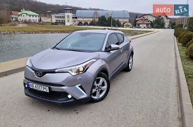 Внедорожник / Кроссовер Toyota C-HR 2019 в Днепре