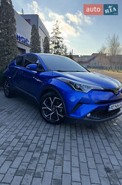 Внедорожник / Кроссовер Toyota C-HR 2018 в Павлограде