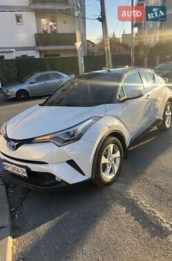 Позашляховик / Кросовер Toyota C-HR 2017 в Одесі