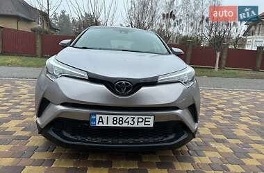 Позашляховик / Кросовер Toyota C-HR 2017 в Києві