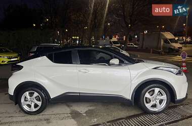 Позашляховик / Кросовер Toyota C-HR 2017 в Одесі