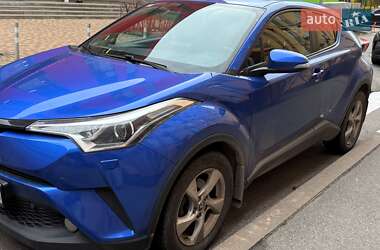 Позашляховик / Кросовер Toyota C-HR 2020 в Ірпені