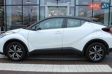 Позашляховик / Кросовер Toyota C-HR 2021 в Києві