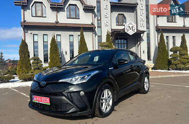 Внедорожник / Кроссовер Toyota C-HR 2022 в Киеве