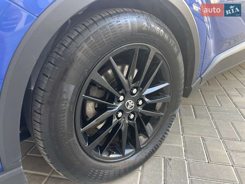 Внедорожник / Кроссовер Toyota C-HR 2019 в Счастливом