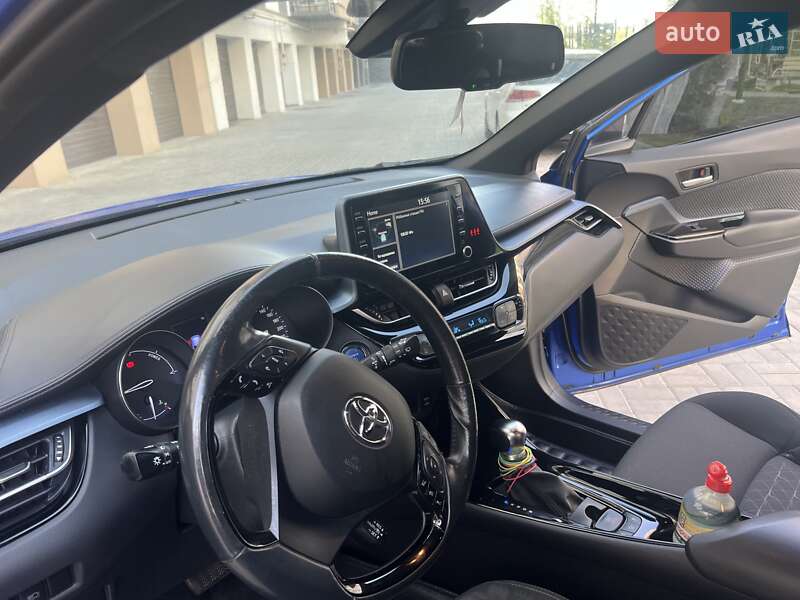 Внедорожник / Кроссовер Toyota C-HR 2019 в Счастливом