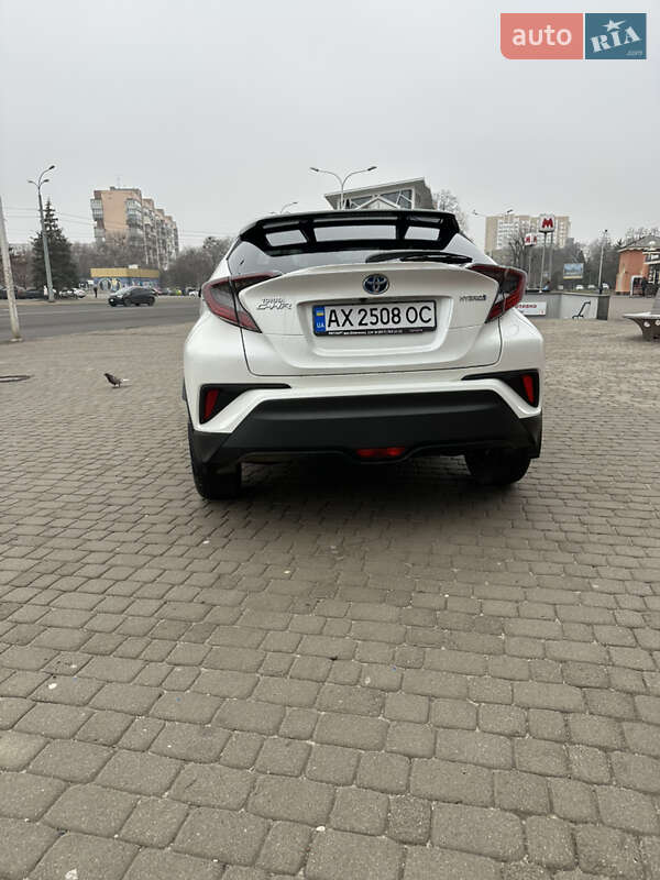 Внедорожник / Кроссовер Toyota C-HR 2019 в Харькове