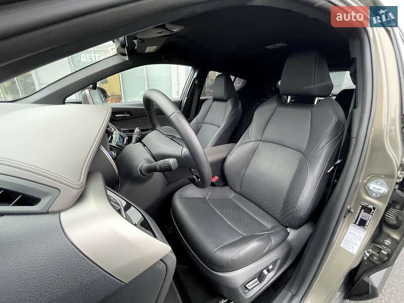 Внедорожник / Кроссовер Toyota C-HR 2022 в Киеве