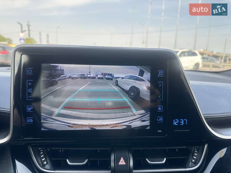 Позашляховик / Кросовер Toyota C-HR 2019 в Луцьку