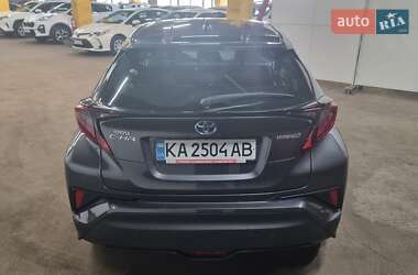 Внедорожник / Кроссовер Toyota C-HR 2019 в 