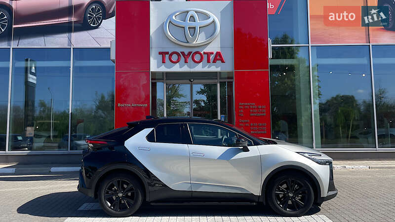 Внедорожник / Кроссовер Toyota C-HR 2023 в Запорожье