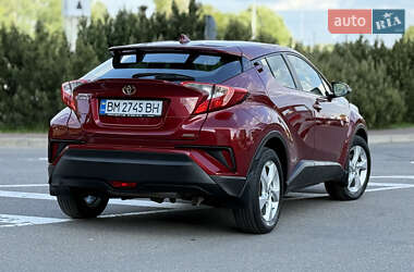 Позашляховик / Кросовер Toyota C-HR 2016 в 