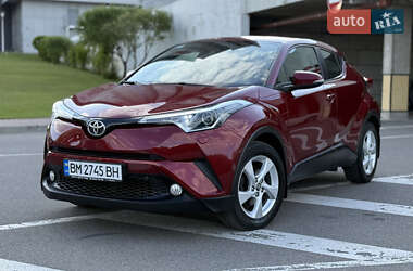 Позашляховик / Кросовер Toyota C-HR 2016 в 