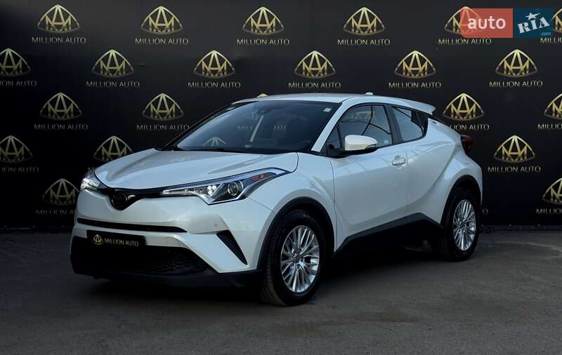 Позашляховик / Кросовер Toyota C-HR 2018 в Києві