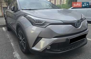 Позашляховик / Кросовер Toyota C-HR 2018 в Києві