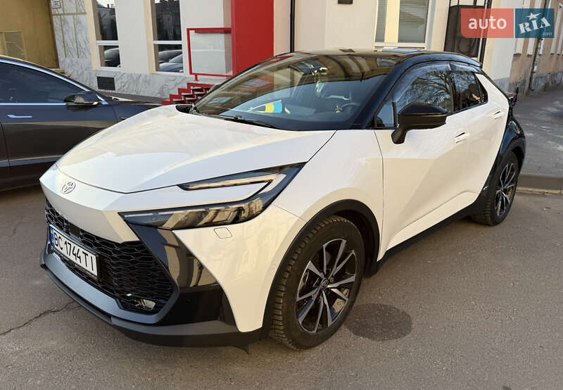 Внедорожник / Кроссовер Toyota C-HR 2024 в Стрые
