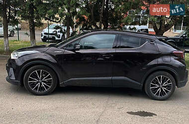 Внедорожник / Кроссовер Toyota C-HR 2019 в Тернополе