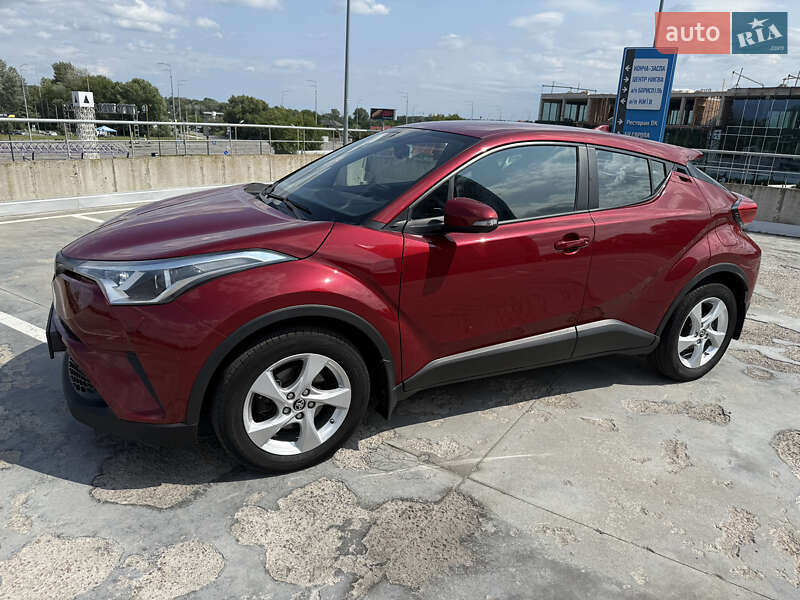 Toyota C-HR 2016