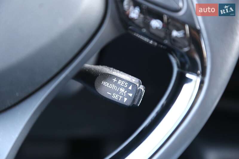 Внедорожник / Кроссовер Toyota C-HR 2022 в Киеве