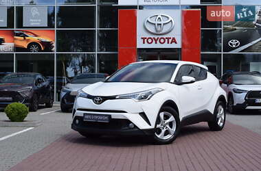 Внедорожник / Кроссовер Toyota C-HR 2017 в Житомире