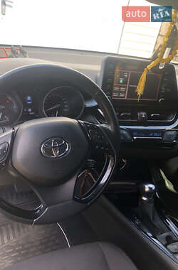 Позашляховик / Кросовер Toyota C-HR 2021 в Софіївській Борщагівці