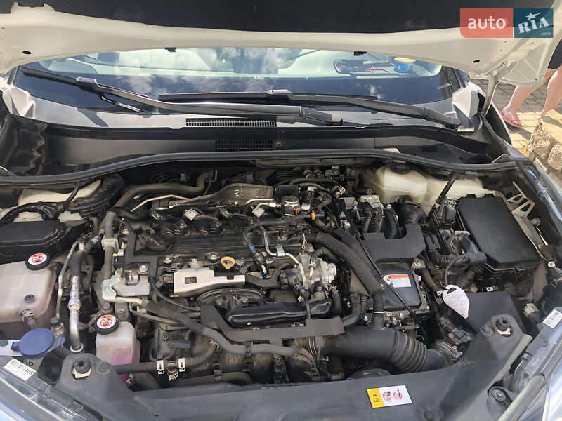 Внедорожник / Кроссовер Toyota C-HR 2021 в Софиевской Борщаговке