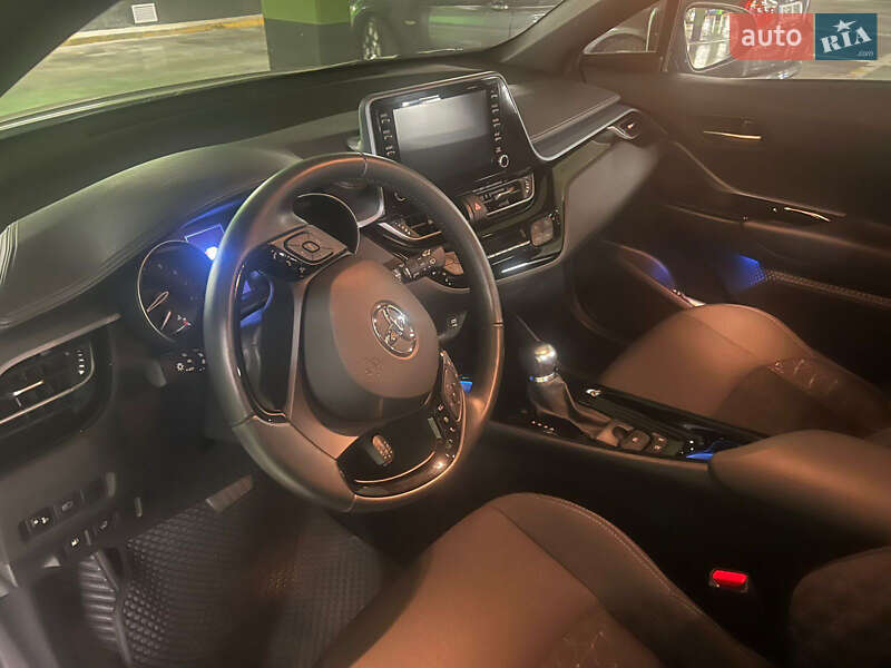 Позашляховик / Кросовер Toyota C-HR 2021 в Одесі