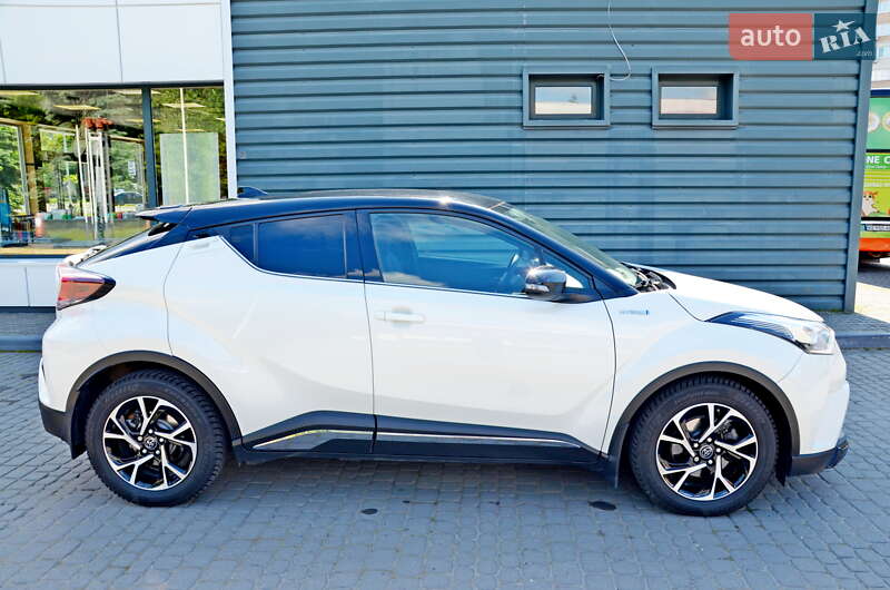 Внедорожник / Кроссовер Toyota C-HR 2018 в Ивано-Франковске