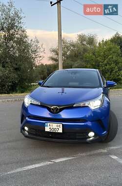 Позашляховик / Кросовер Toyota C-HR 2019 в Ірпені